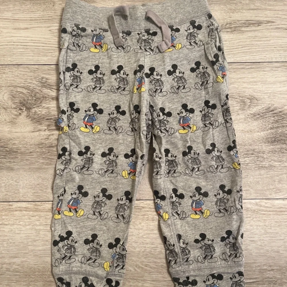 Gap Disney Mickey Size 3 Outfit